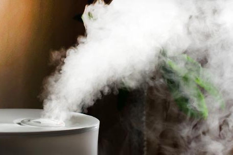 對(duì)抗梅雨季節(jié)潮濕，家用除濕機(jī)為您解決煩惱！